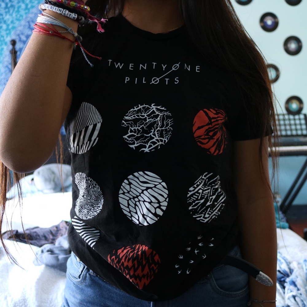 twenty one pilot shirt!